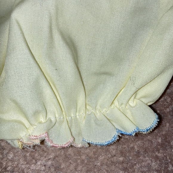 Vintage Mayfair 0/3 months candy embroidered shortalls - Picture 4 of 8